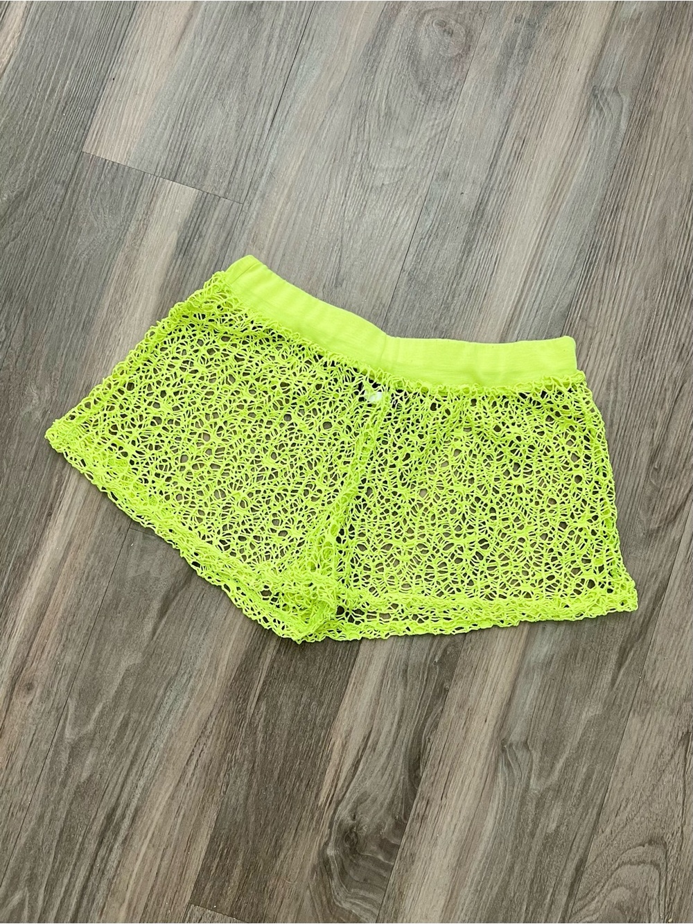 Ingear Neon green crochet festival fishnet shorts | Size Small